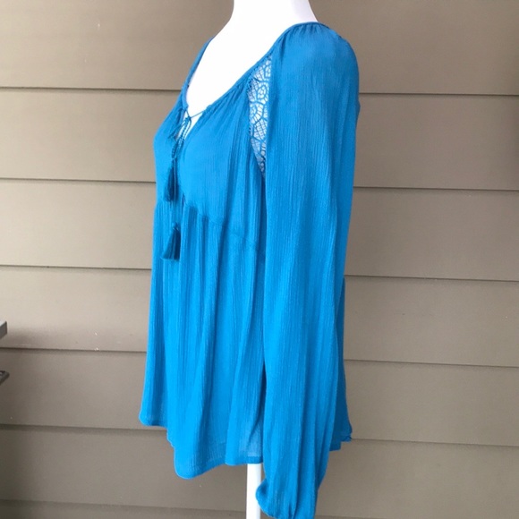 NEW OLD NAVY TOP MEDIUM - Picture 8 of 12